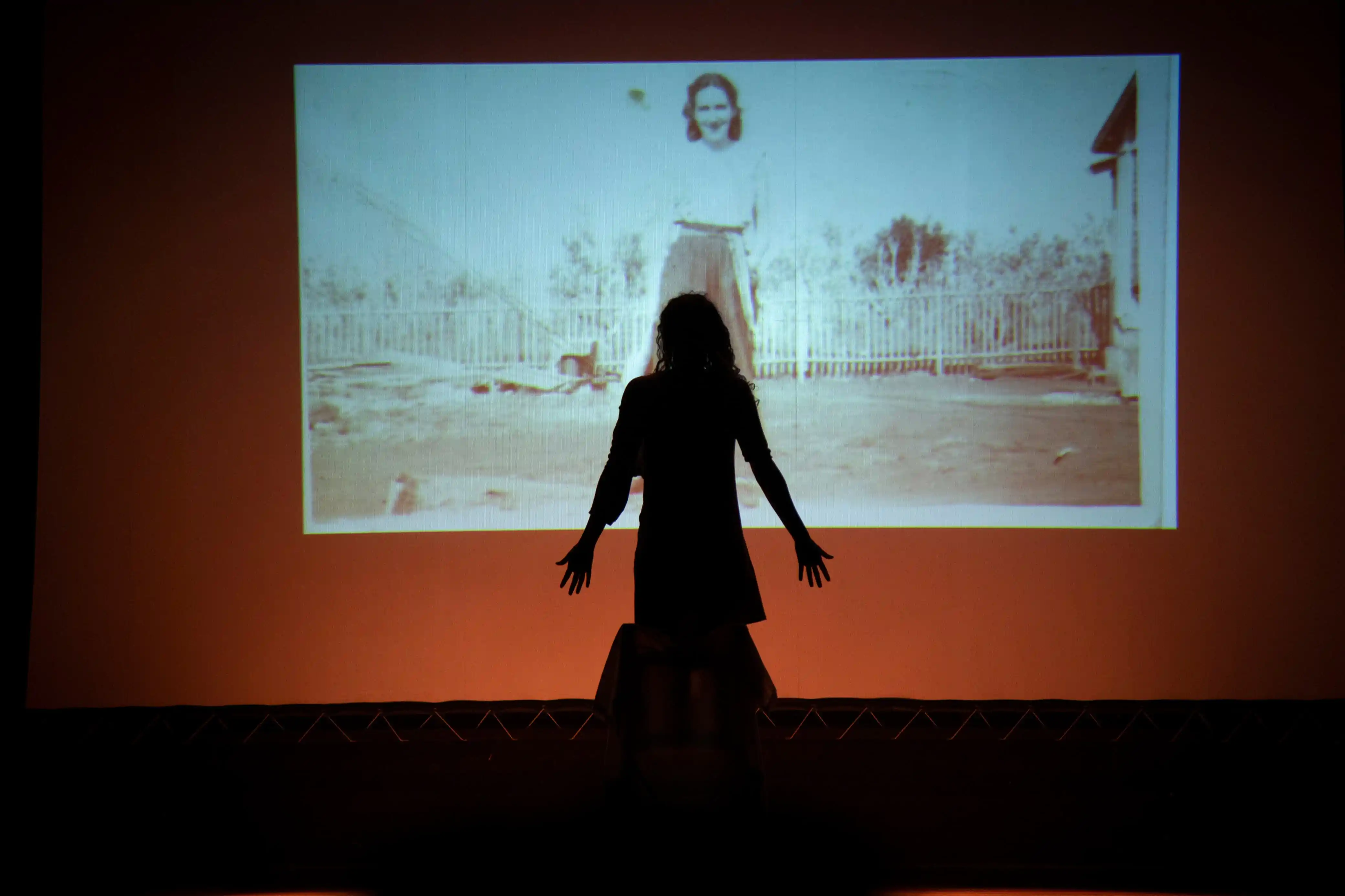 Archivo Elena, obra de teatro
