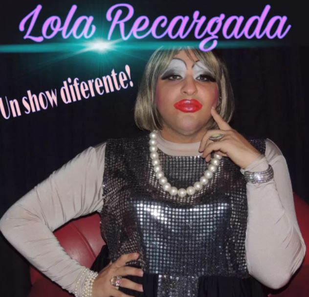 Lola recargada, obra de teatro