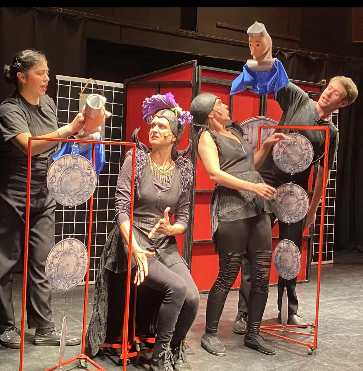 Maléfica, una bella en apuros, obra de teatro